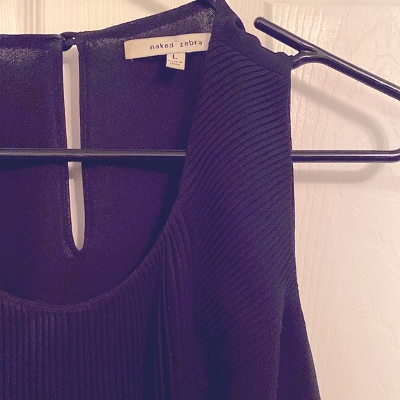 Long Black Tank with Ribbing Detail - Picture 2 of 2